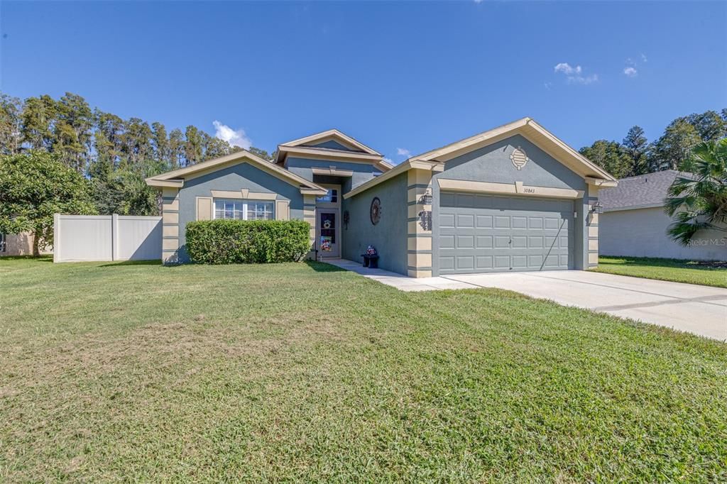 For Sale: $350,000 (4 beds, 2 baths, 1665 Square Feet)