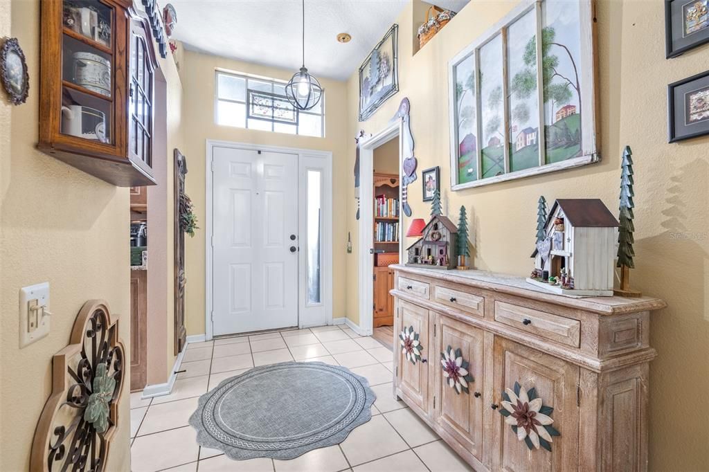 For Sale: $350,000 (4 beds, 2 baths, 1665 Square Feet)