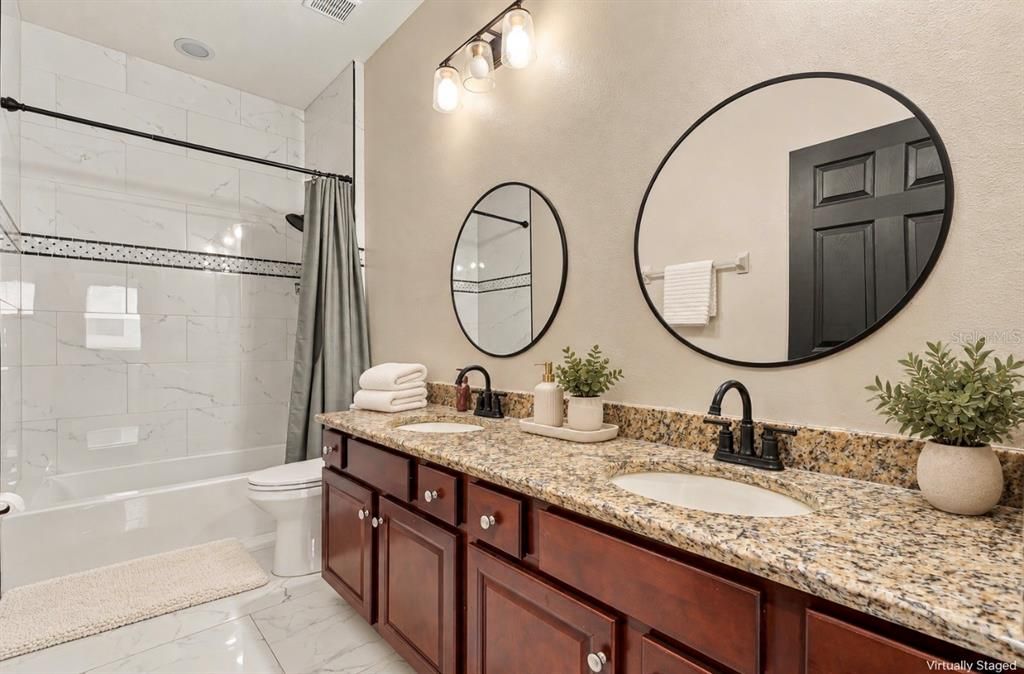 For Sale: $530,000 (4 beds, 2 baths, 2222 Square Feet)