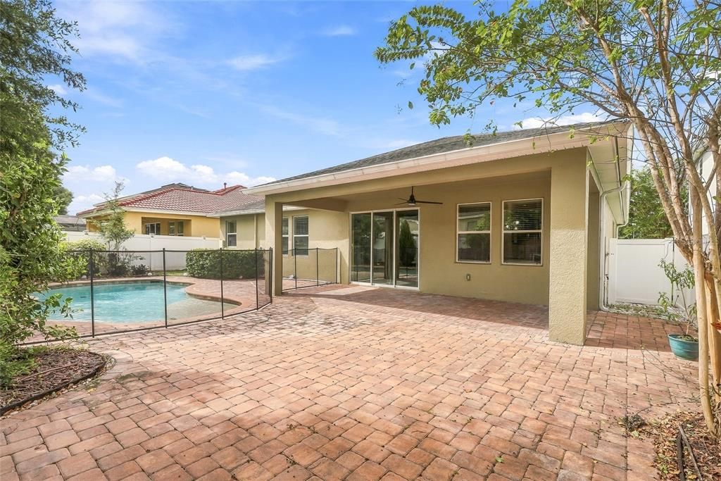 For Sale: $530,000 (4 beds, 2 baths, 2222 Square Feet)