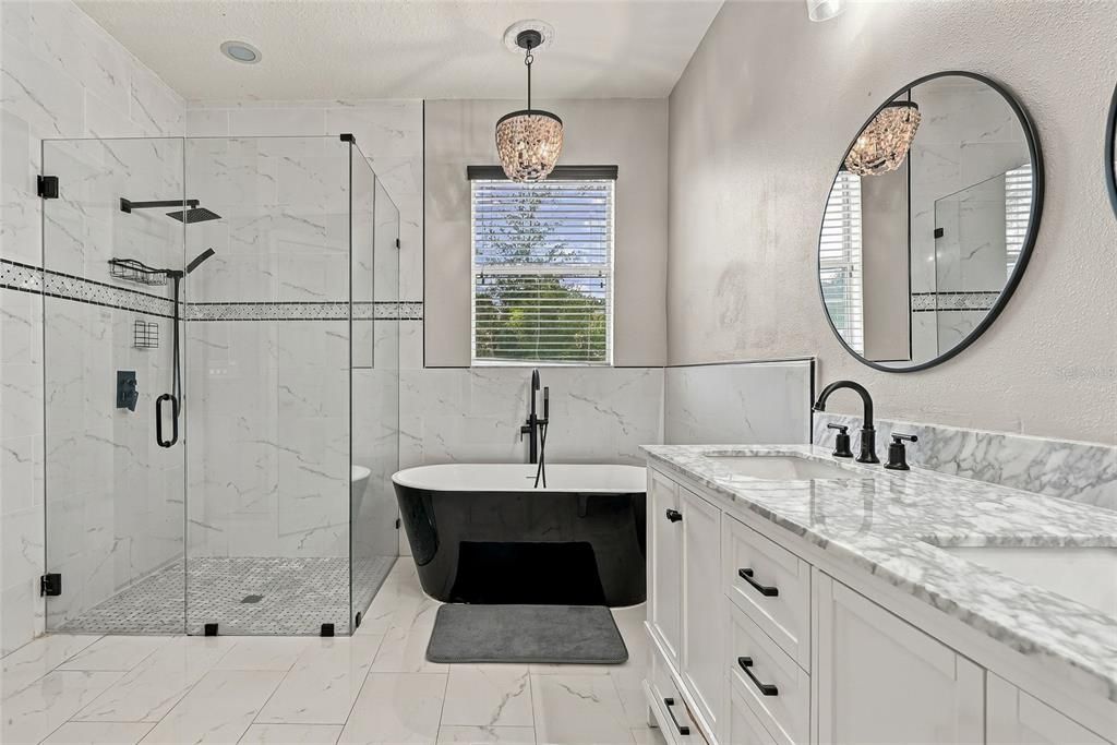 For Sale: $530,000 (4 beds, 2 baths, 2222 Square Feet)
