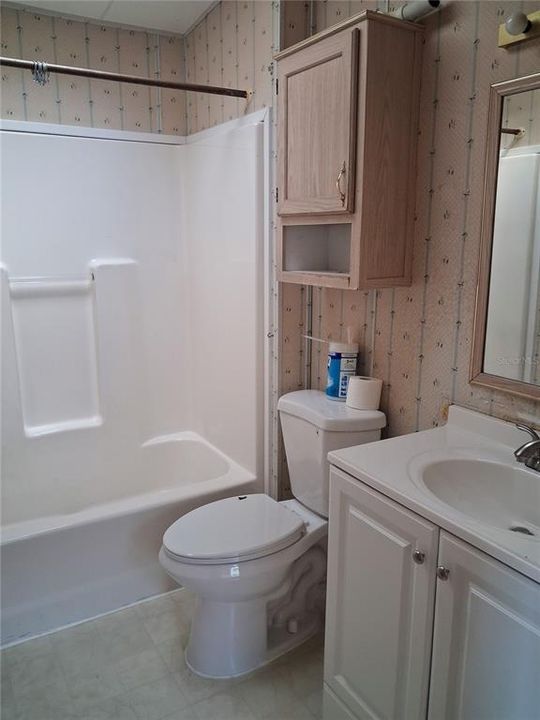 For Sale: $120,000 (2 beds, 2 baths, 1088 Square Feet)