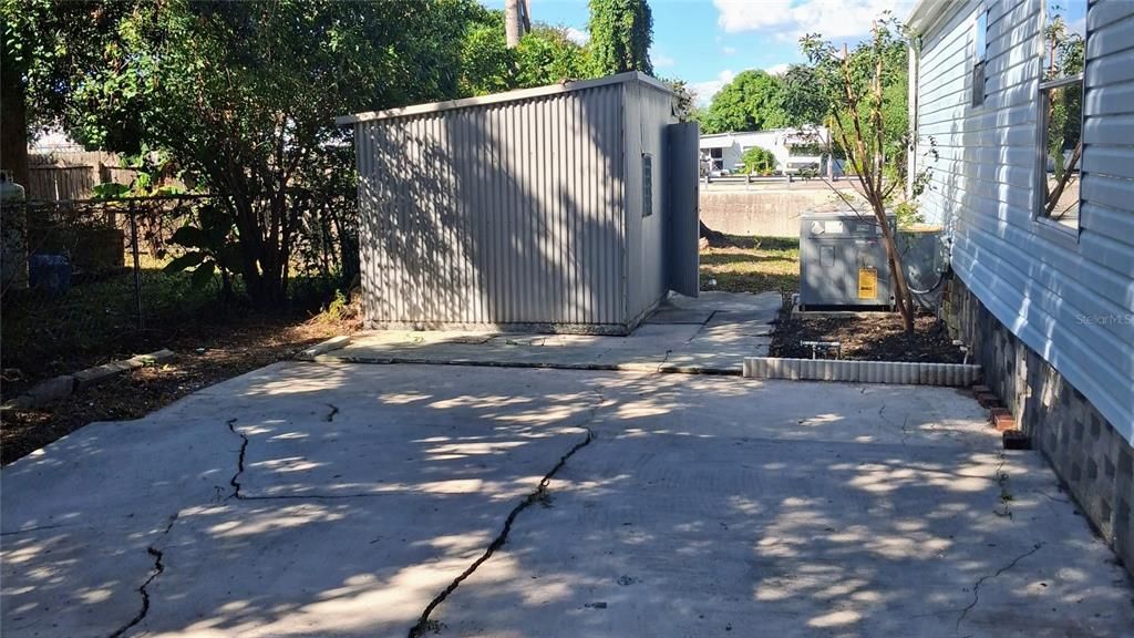 For Sale: $120,000 (2 beds, 2 baths, 1088 Square Feet)