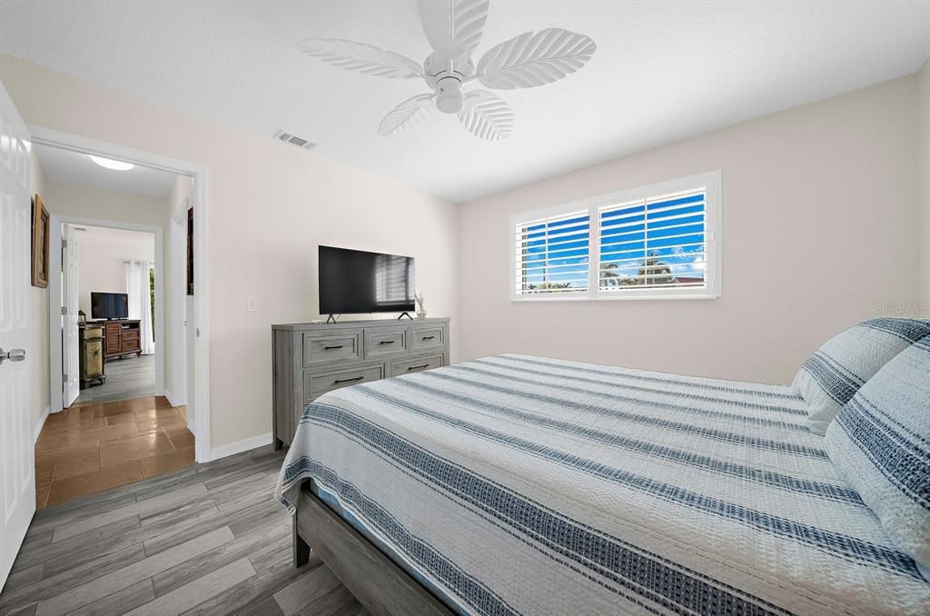For Sale: $649,900 (3 beds, 2 baths, 1748 Square Feet)