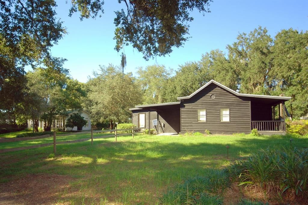 For Sale: $200,000 (4 beds, 1 baths, 1904 Square Feet)