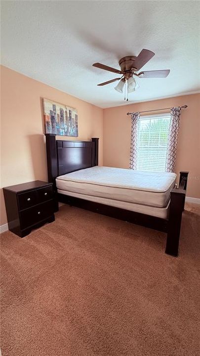 For Sale: $480,000 (6 beds, 4 baths, 2963 Square Feet)