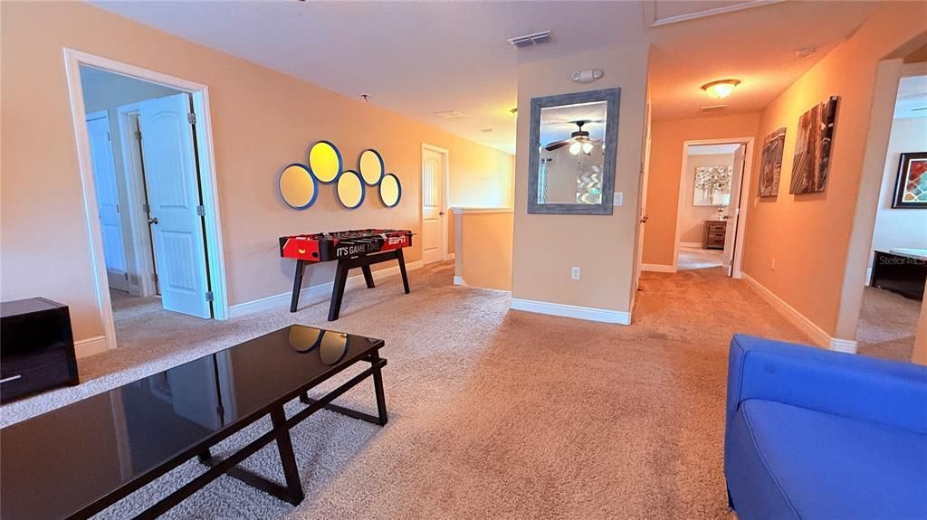 For Sale: $480,000 (6 beds, 4 baths, 2963 Square Feet)