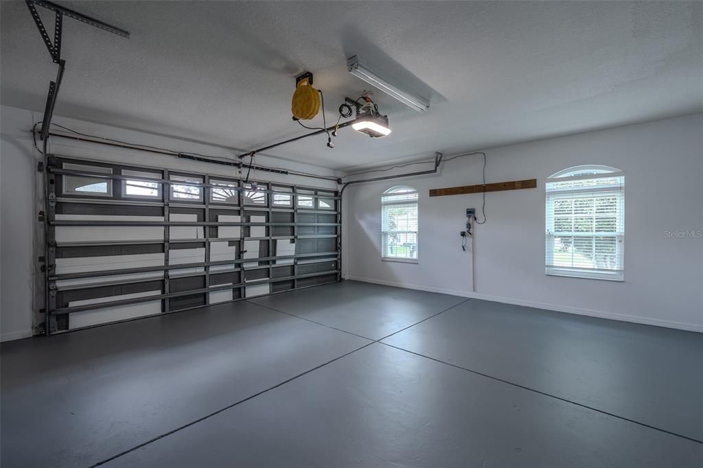 En Venta: $569,900 (4 camas, 2 baños, 2459 Pies cuadrados)