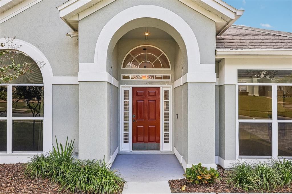 For Sale: $850,000 (5 beds, 3 baths, 2404 Square Feet)