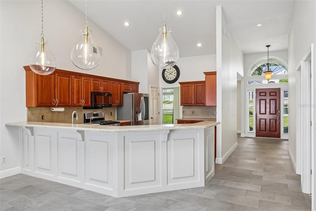 For Sale: $850,000 (5 beds, 3 baths, 2404 Square Feet)