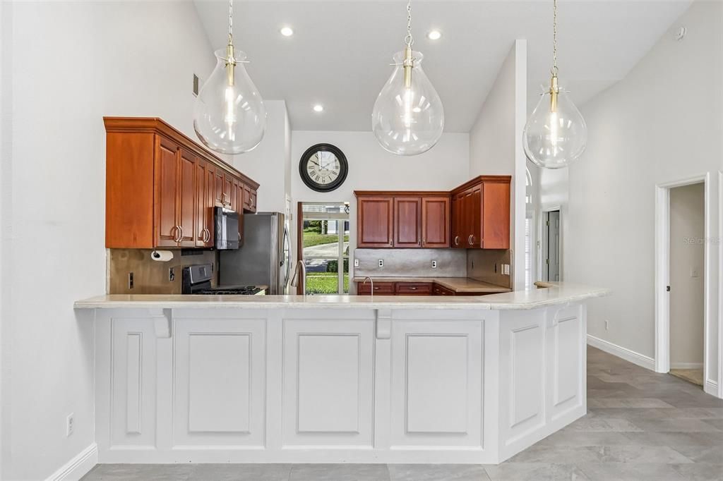 For Sale: $850,000 (5 beds, 3 baths, 2404 Square Feet)