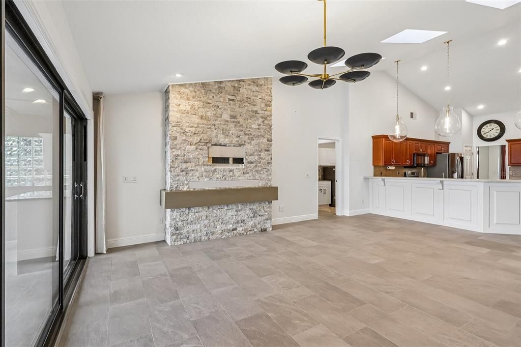 For Sale: $850,000 (5 beds, 3 baths, 2404 Square Feet)