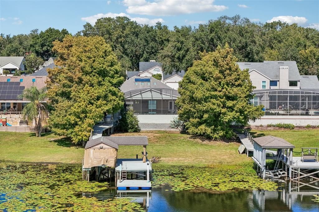 For Sale: $850,000 (5 beds, 3 baths, 2404 Square Feet)