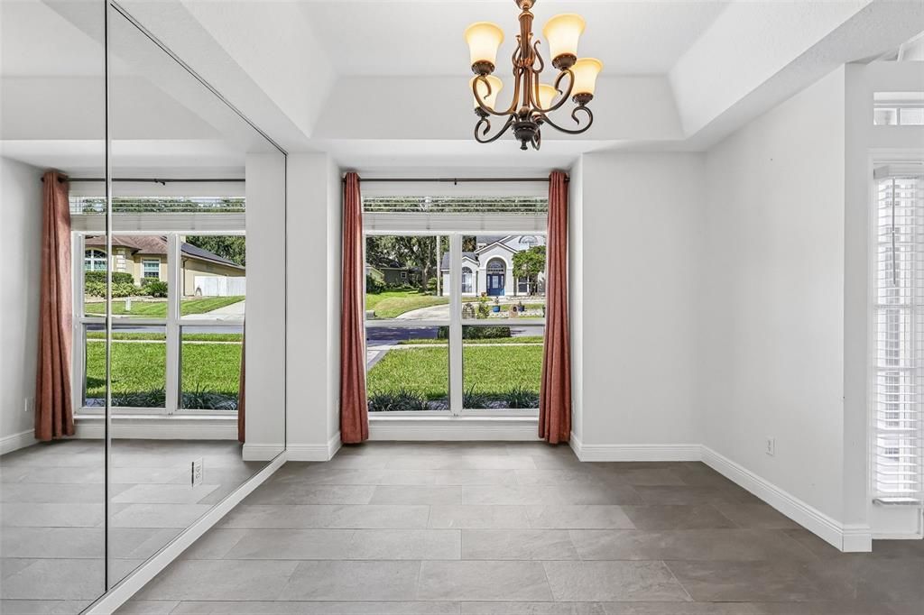 For Sale: $850,000 (5 beds, 3 baths, 2404 Square Feet)