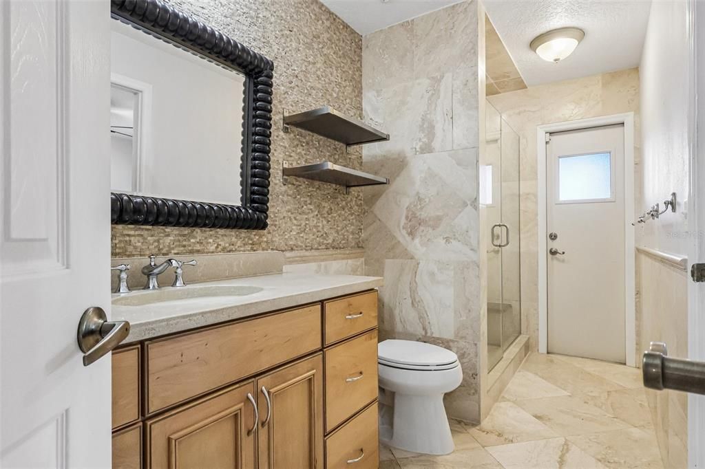 For Sale: $850,000 (5 beds, 3 baths, 2404 Square Feet)