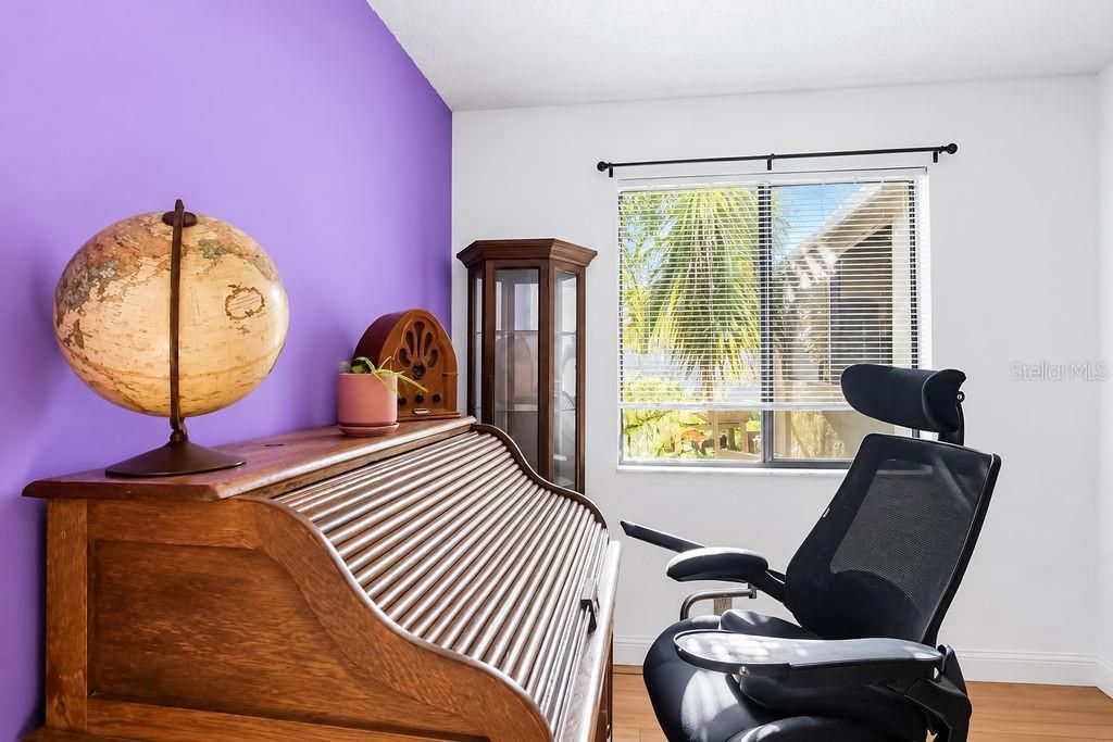 For Sale: $257,900 (3 beds, 2 baths, 1200 Square Feet)