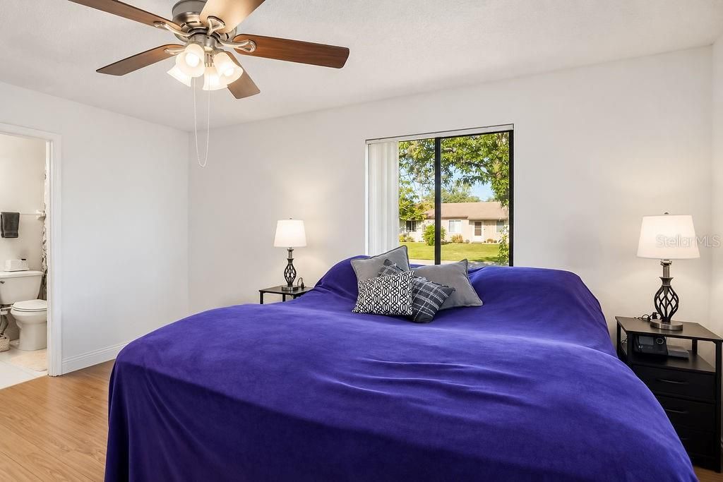 For Sale: $257,900 (3 beds, 2 baths, 1200 Square Feet)