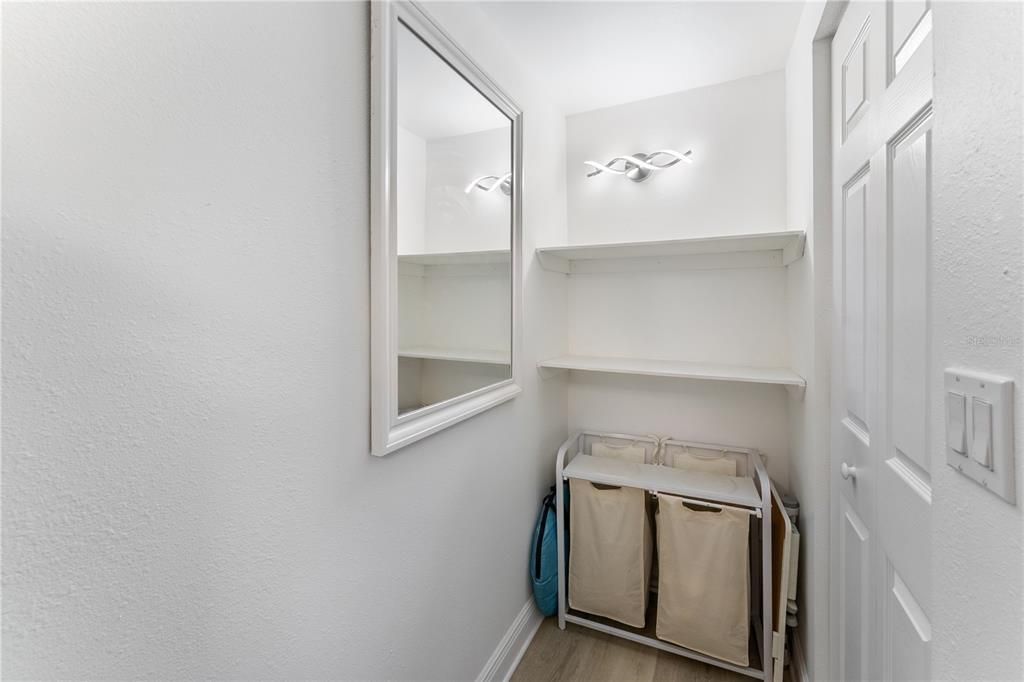 На продажу: $119,999 (1 спален, 1 ванн, 740 Квадратных фут)
