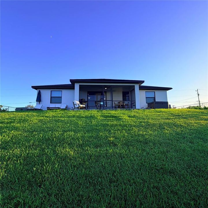For Sale: $455,000 (3 beds, 2 baths, 1744 Square Feet)