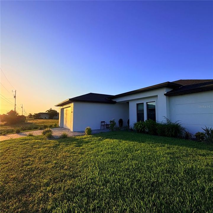 For Sale: $455,000 (3 beds, 2 baths, 1744 Square Feet)