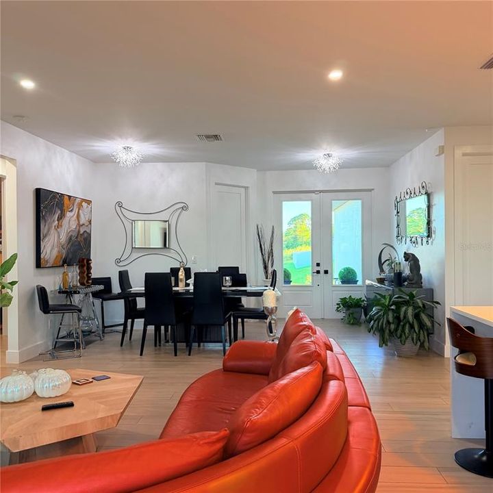 For Sale: $455,000 (3 beds, 2 baths, 1744 Square Feet)