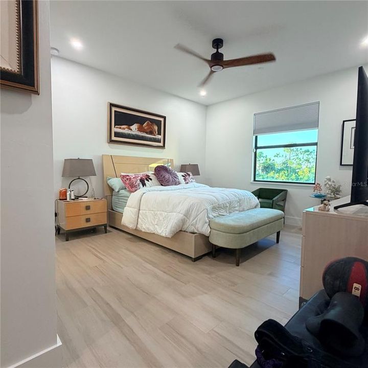 For Sale: $455,000 (3 beds, 2 baths, 1744 Square Feet)