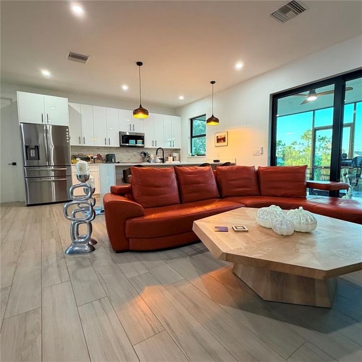 For Sale: $455,000 (3 beds, 2 baths, 1744 Square Feet)