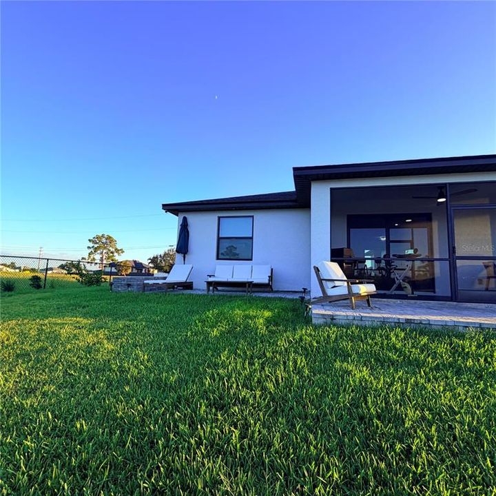 For Sale: $455,000 (3 beds, 2 baths, 1744 Square Feet)