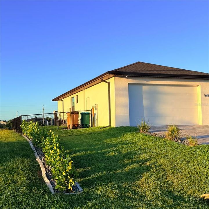 For Sale: $455,000 (3 beds, 2 baths, 1744 Square Feet)