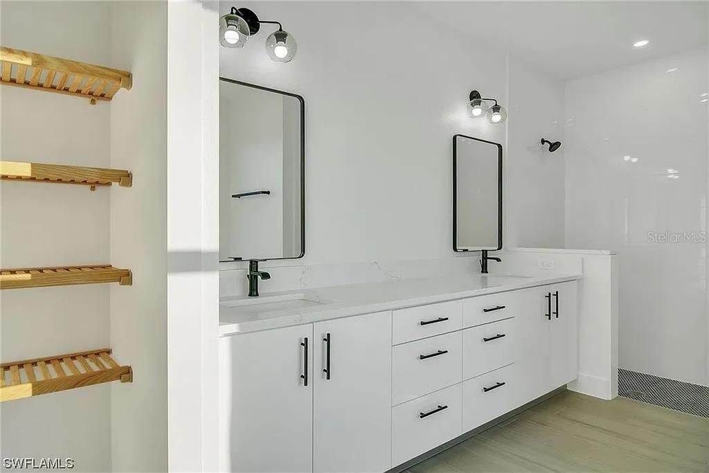For Sale: $455,000 (3 beds, 2 baths, 1744 Square Feet)