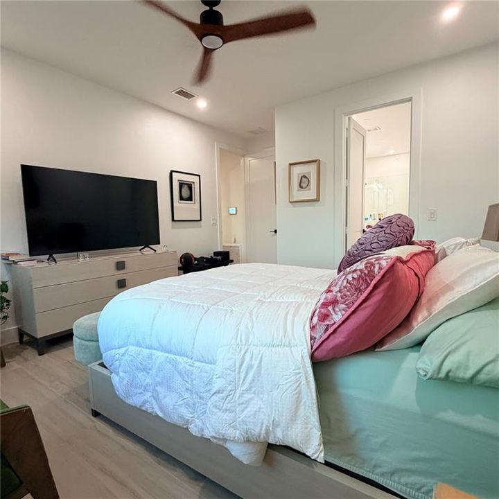 For Sale: $455,000 (3 beds, 2 baths, 1744 Square Feet)