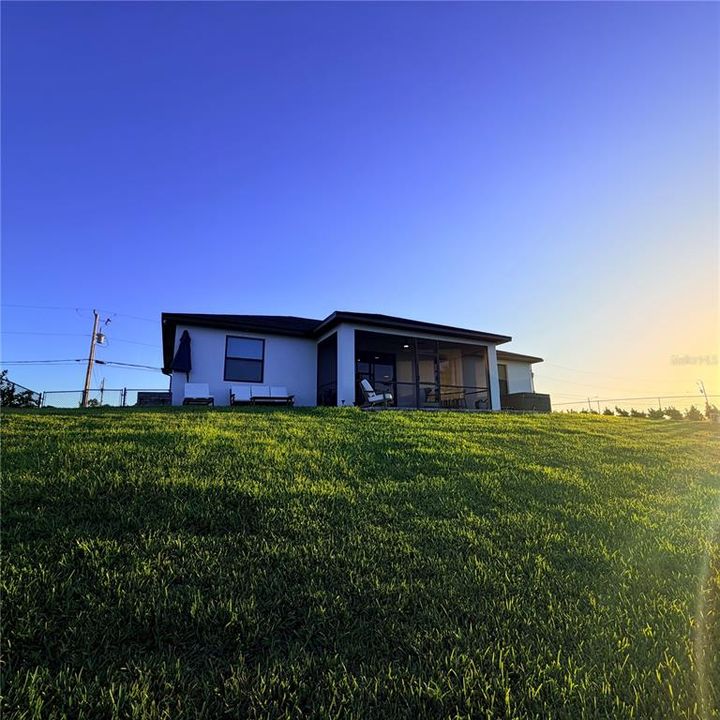 For Sale: $455,000 (3 beds, 2 baths, 1744 Square Feet)