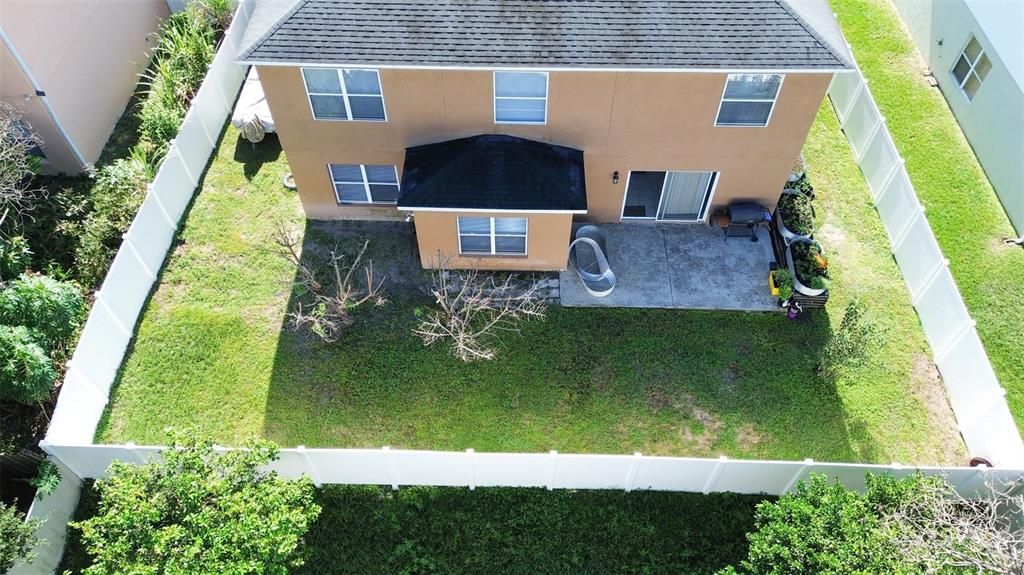 En Venta: $359,999 (4 camas, 2 baños, 2790 Pies cuadrados)