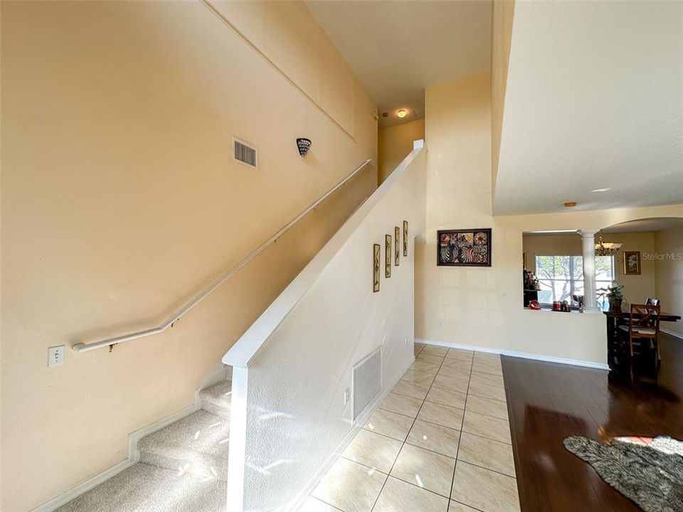 En Venta: $359,999 (4 camas, 2 baños, 2790 Pies cuadrados)