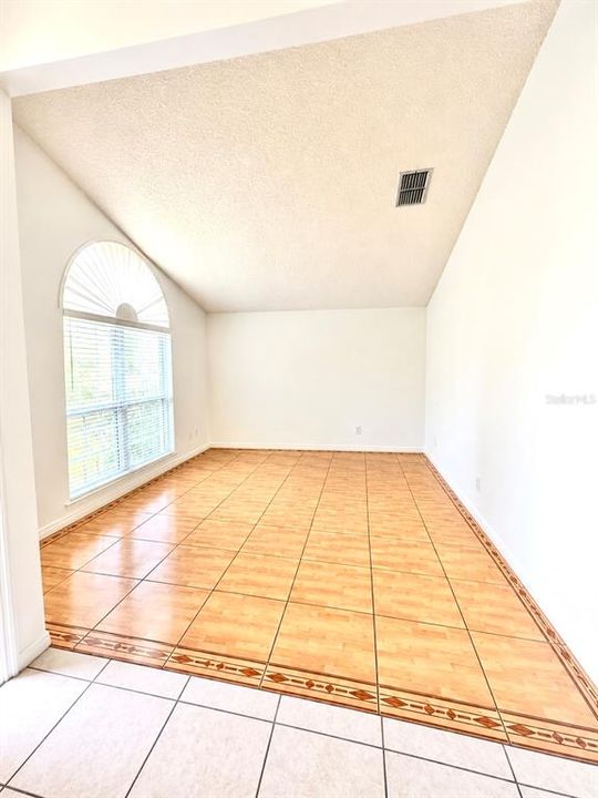 На продажу: $439,000 (3 спален, 2 ванн, 1940 Квадратных фут)