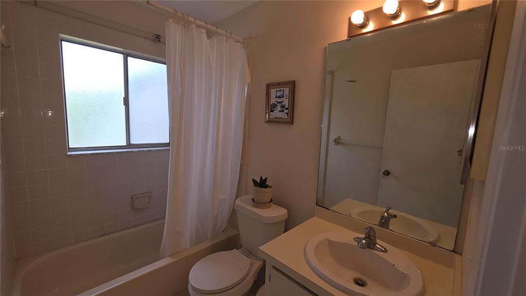 На продажу: $390,000 (3 спален, 2 ванн, 1859 Квадратных фут)