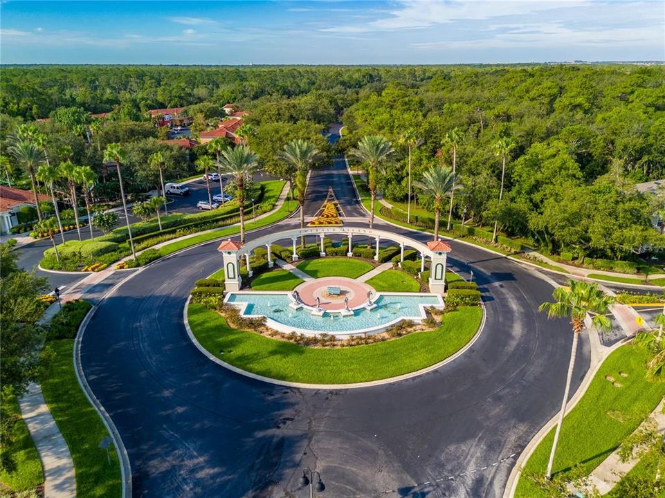 На продажу: $595,000 (6 спален, 4 ванн, 2901 Квадратных фут)