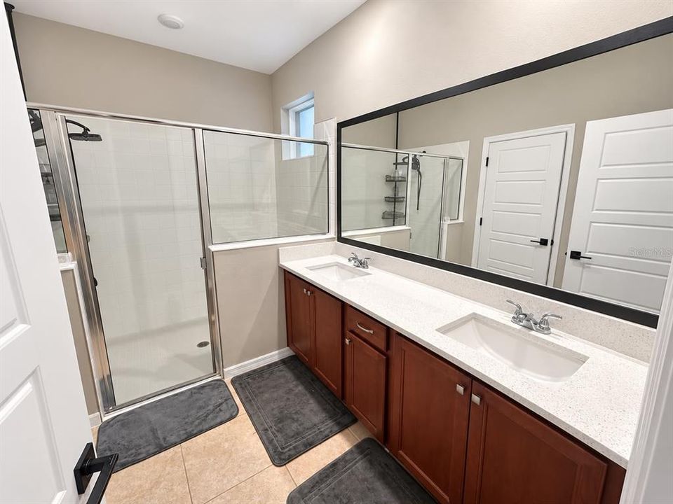 For Sale: $446,000 (4 beds, 2 baths, 2409 Square Feet)
