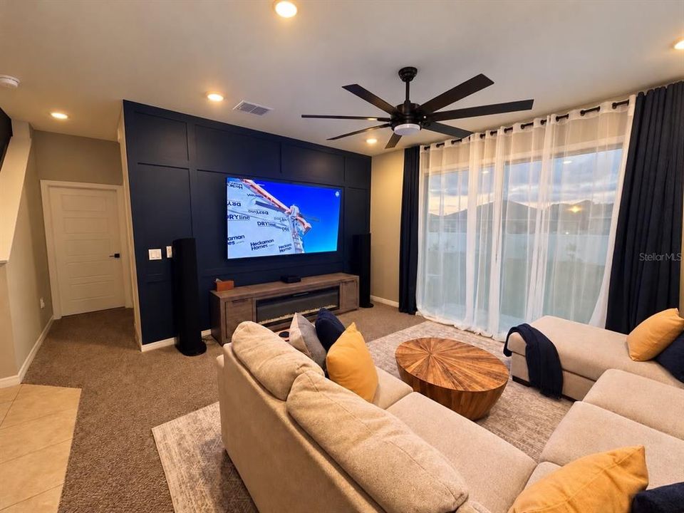 For Sale: $446,000 (4 beds, 2 baths, 2409 Square Feet)