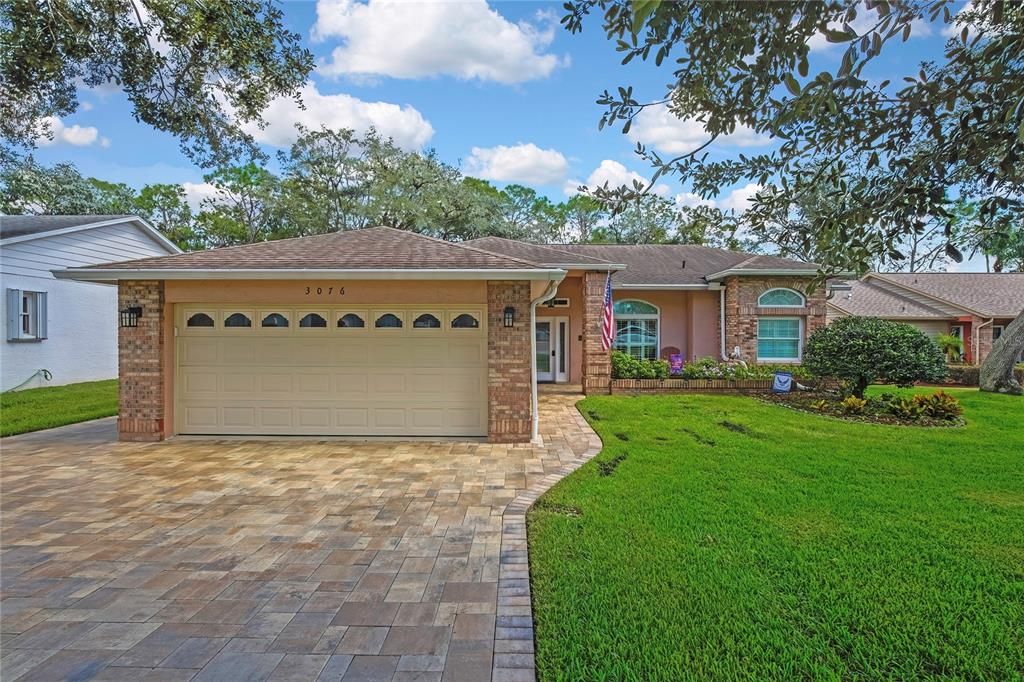 For Sale: $440,000 (2 beds, 2 baths, 1923 Square Feet)