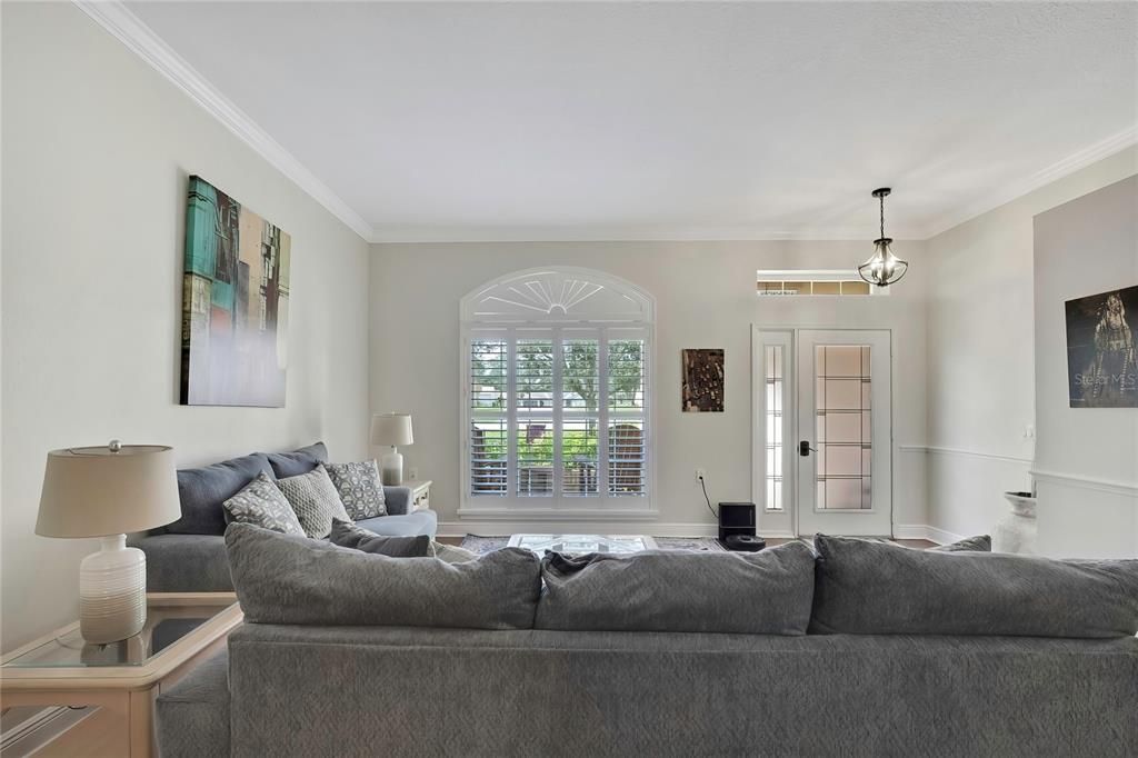 For Sale: $440,000 (2 beds, 2 baths, 1923 Square Feet)