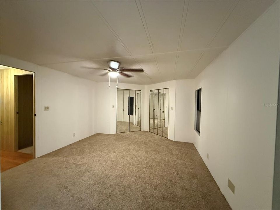 For Sale: $169,000 (2 beds, 2 baths, 1492 Square Feet)