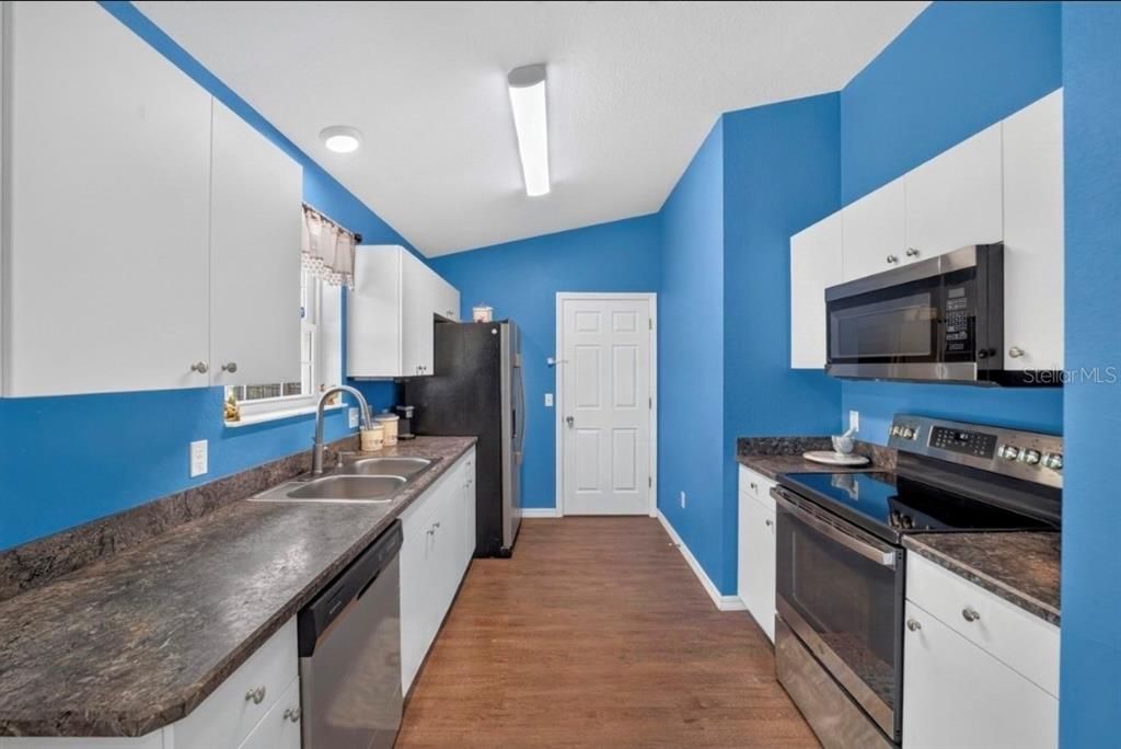 En Venta: $289,000 (3 camas, 2 baños, 1190 Pies cuadrados)