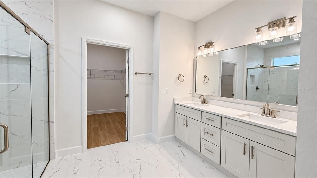 For Sale: $339,900 (4 beds, 3 baths, 1865 Square Feet)