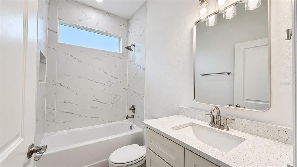 For Sale: $339,900 (4 beds, 3 baths, 1865 Square Feet)