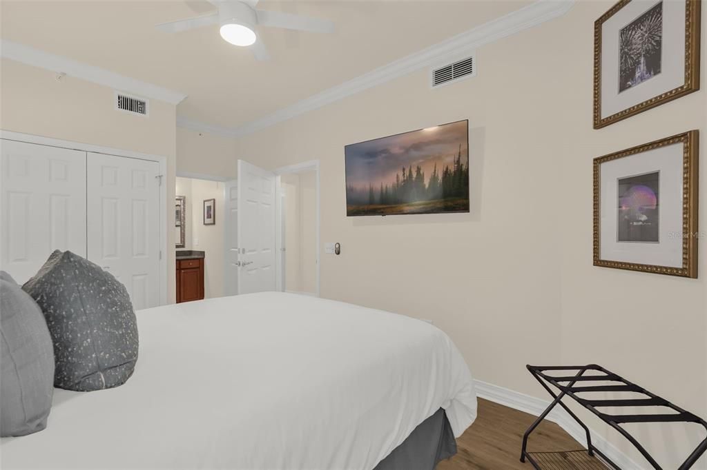 En Venta: $319,900 (3 camas, 3 baños, 1630 Pies cuadrados)