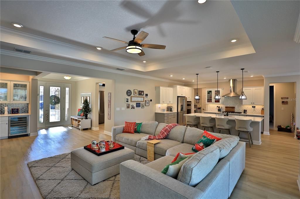 For Sale: $770,000 (3 beds, 3 baths, 2307 Square Feet)