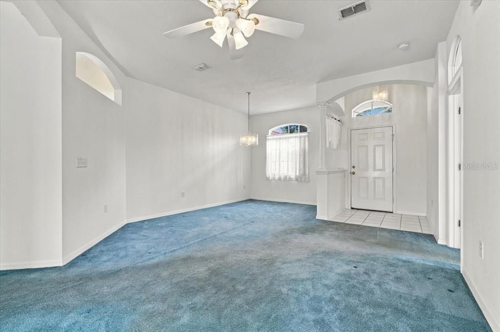 На продажу: $339,000 (4 спален, 2 ванн, 1787 Квадратных фут)