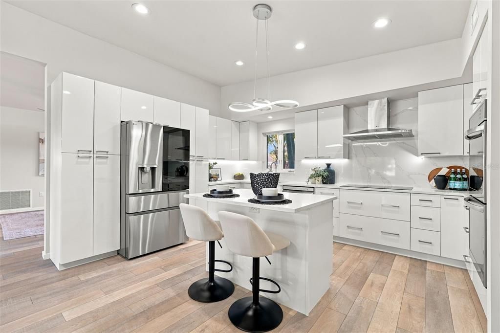 En Venta: $2,650,000 (4 camas, 4 baños, 2846 Pies cuadrados)