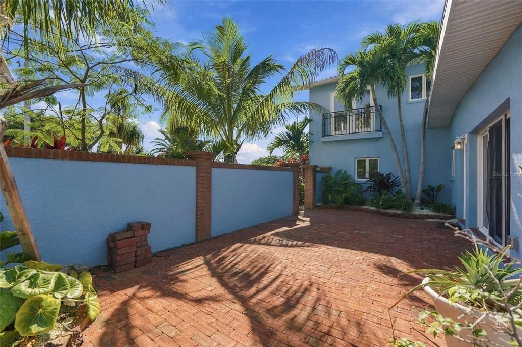 En Venta: $2,650,000 (4 camas, 4 baños, 2846 Pies cuadrados)